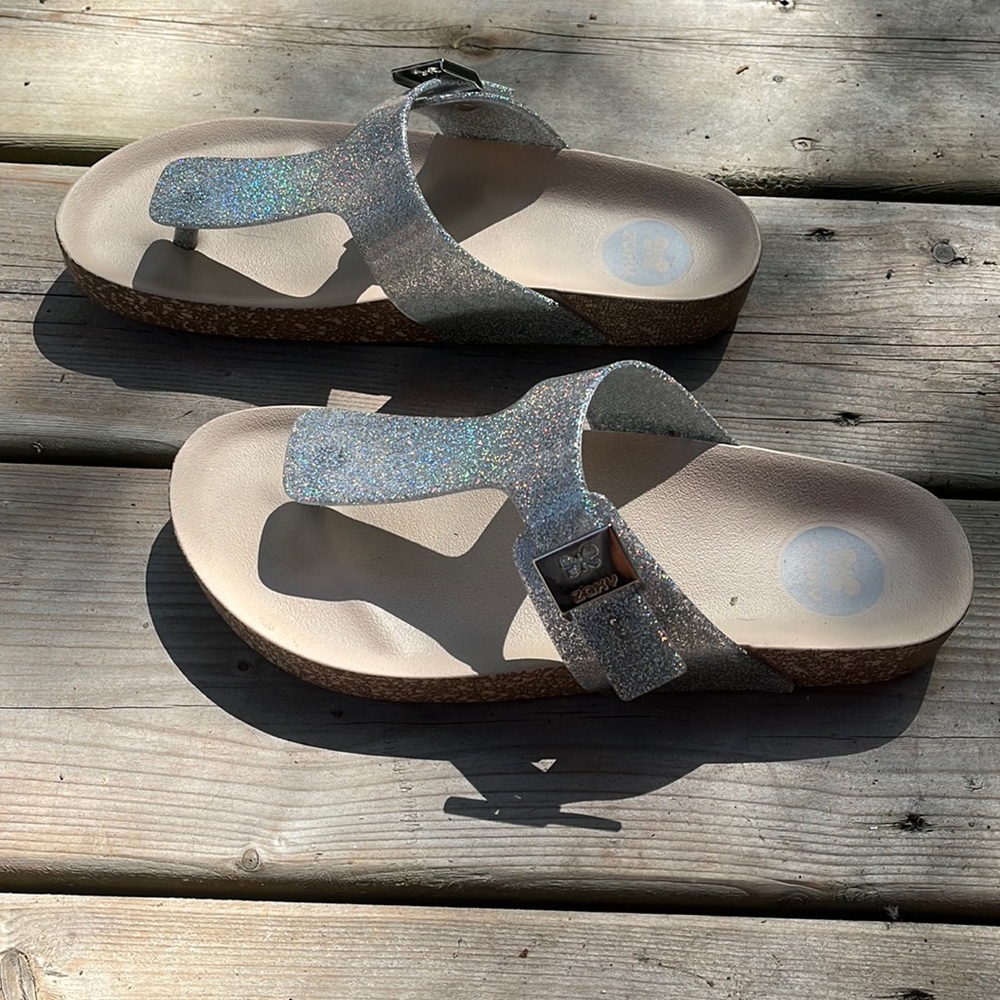 ✨HP✨ Zaxy sandals. NWOT! Arch support, sparkles, adjustable! Open to offers!